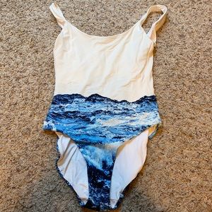 One piece bathing suit